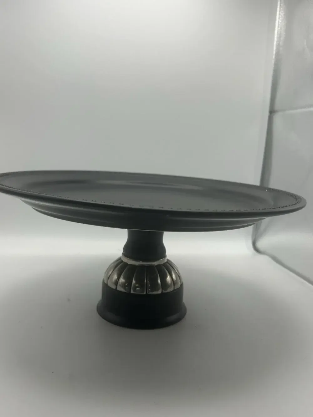 Mud Pie Cake Plate. Black With A Silver Base. Stoneware.